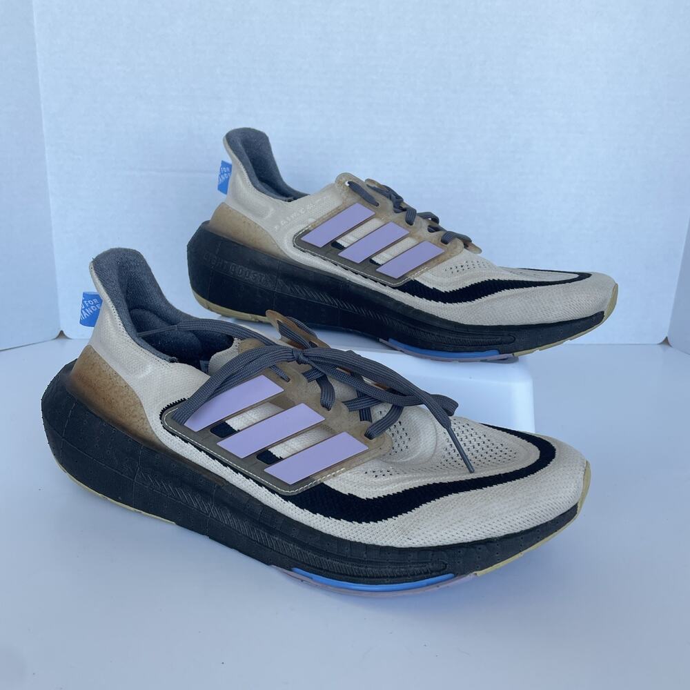 Adidas UltraBoost Light Sand United for Change Men’s Size 11.5 Mint Condition
